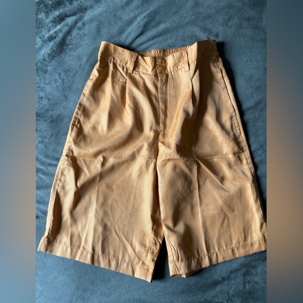 GiGio women’s yellow shorts